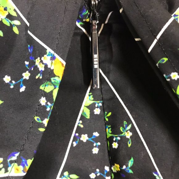 MSGM Black Diamond Floral Print Large Collared Neckline Puff Sleeve Romper - Picture 6 of 13